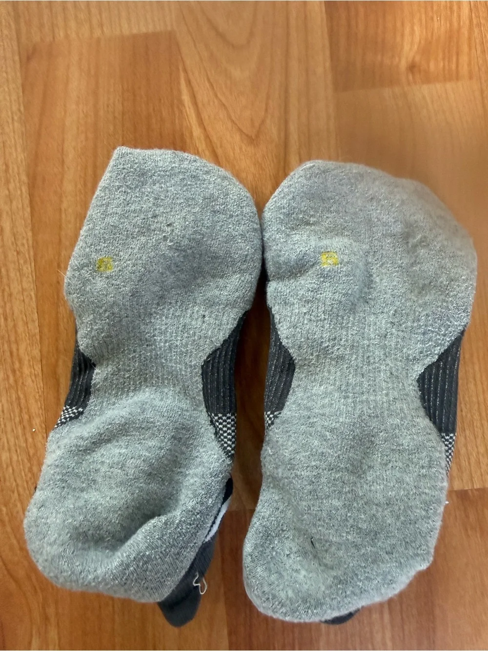 Swiftwick ankle socks sz S